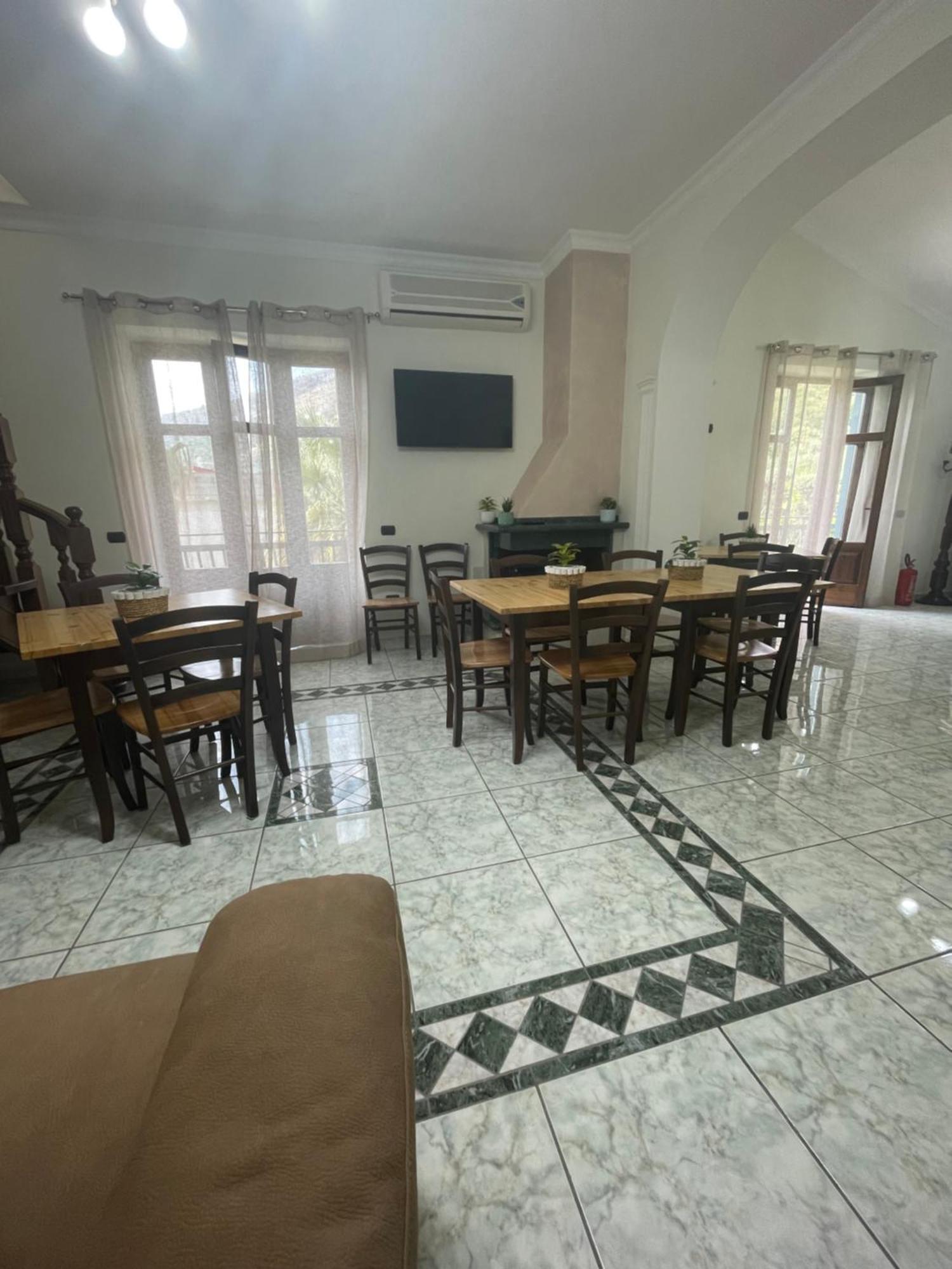 Villa Agata Forchia Luaran gambar