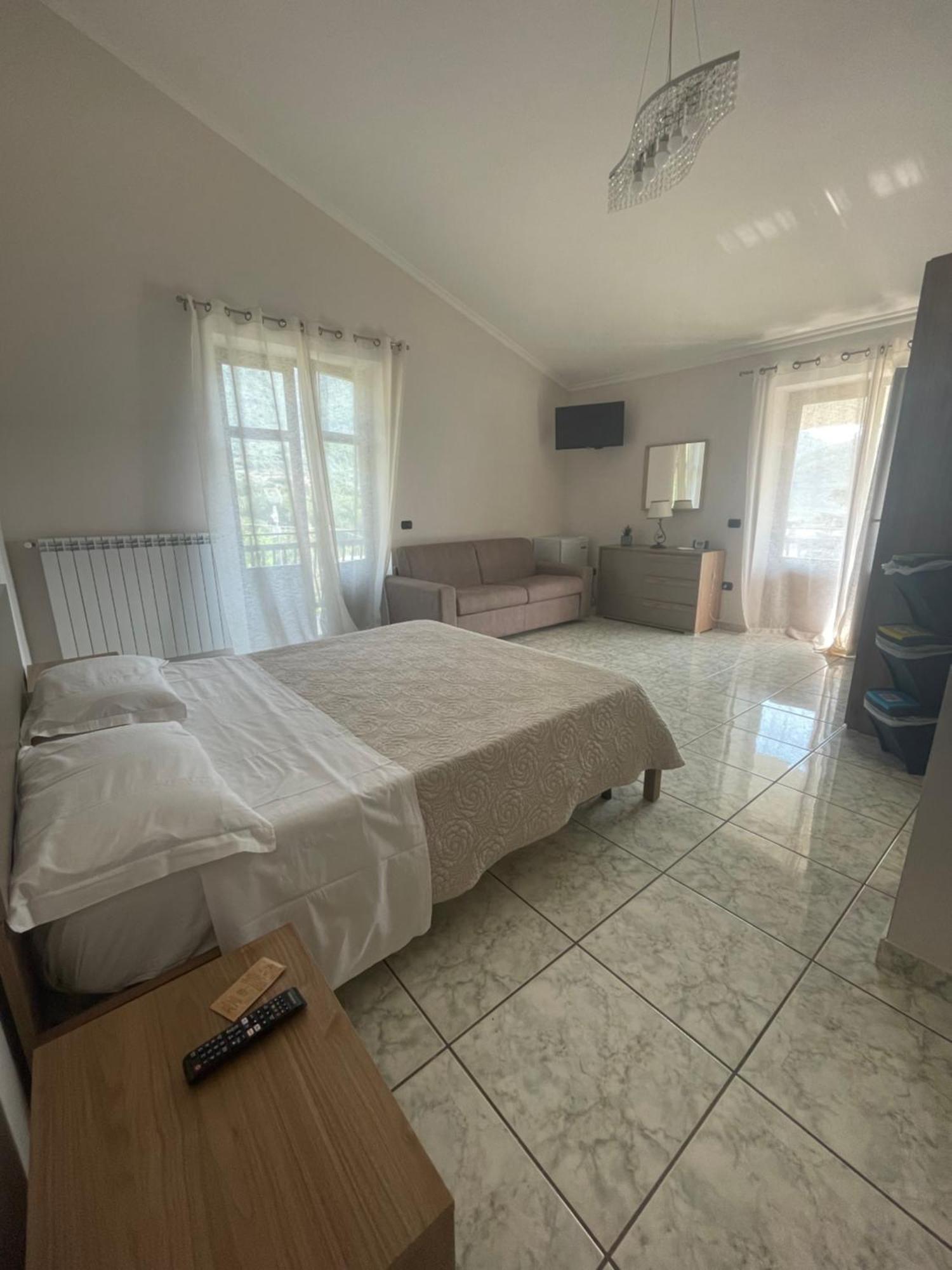 Villa Agata Forchia Luaran gambar