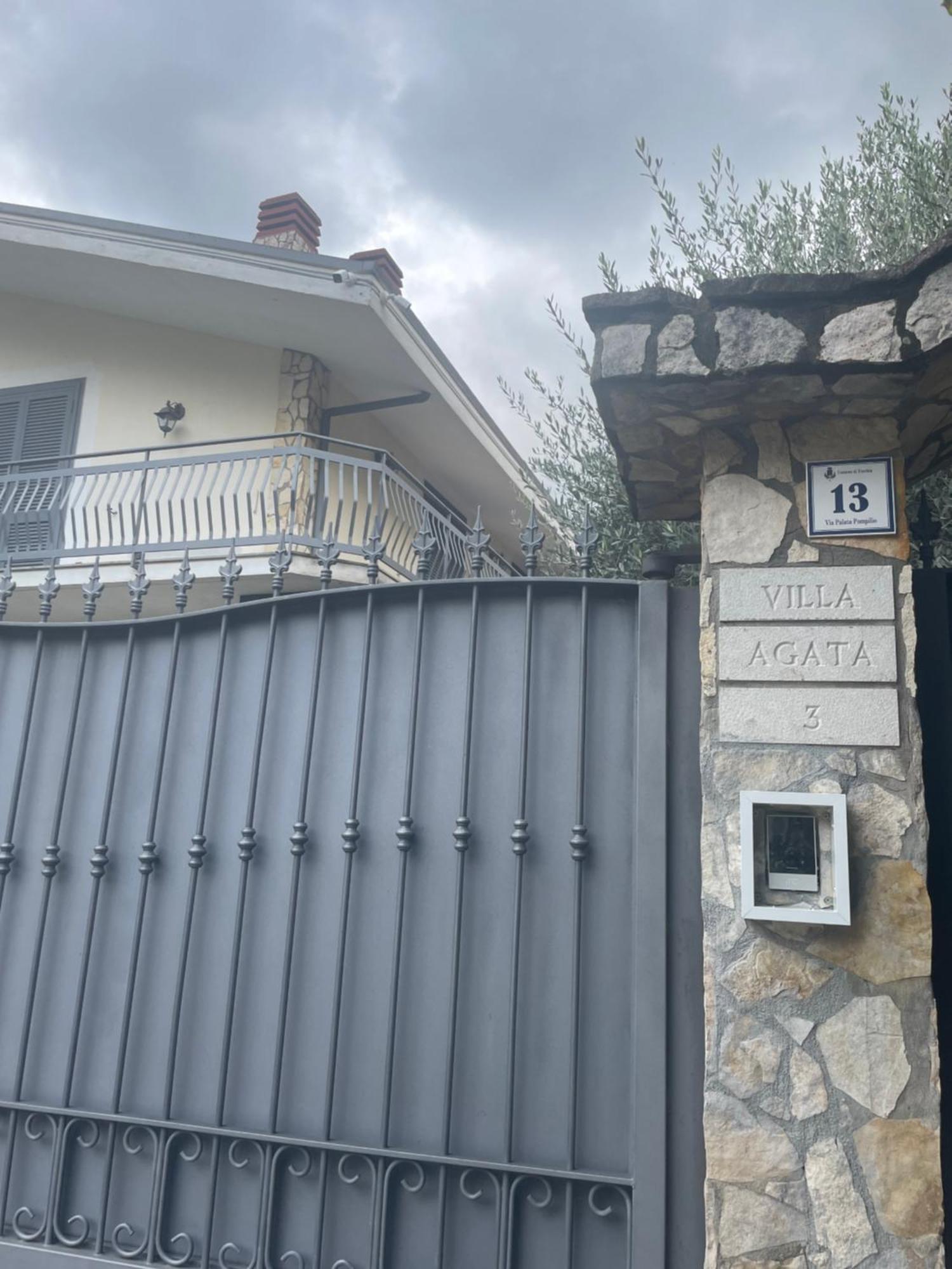 Villa Agata Forchia Luaran gambar
