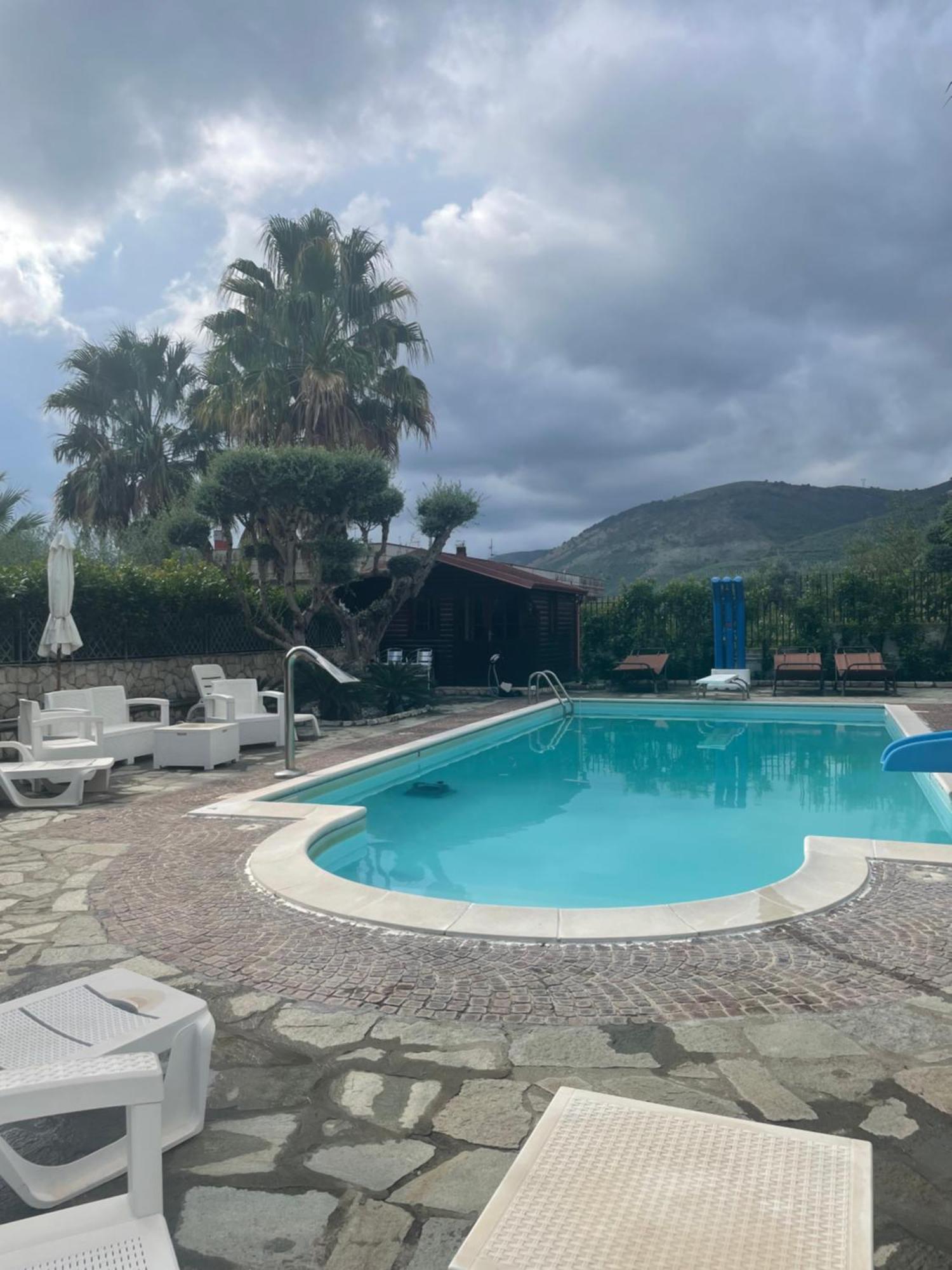 Villa Agata Forchia Luaran gambar